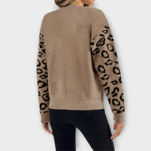 Addison | Casual Sweater with Lion Design