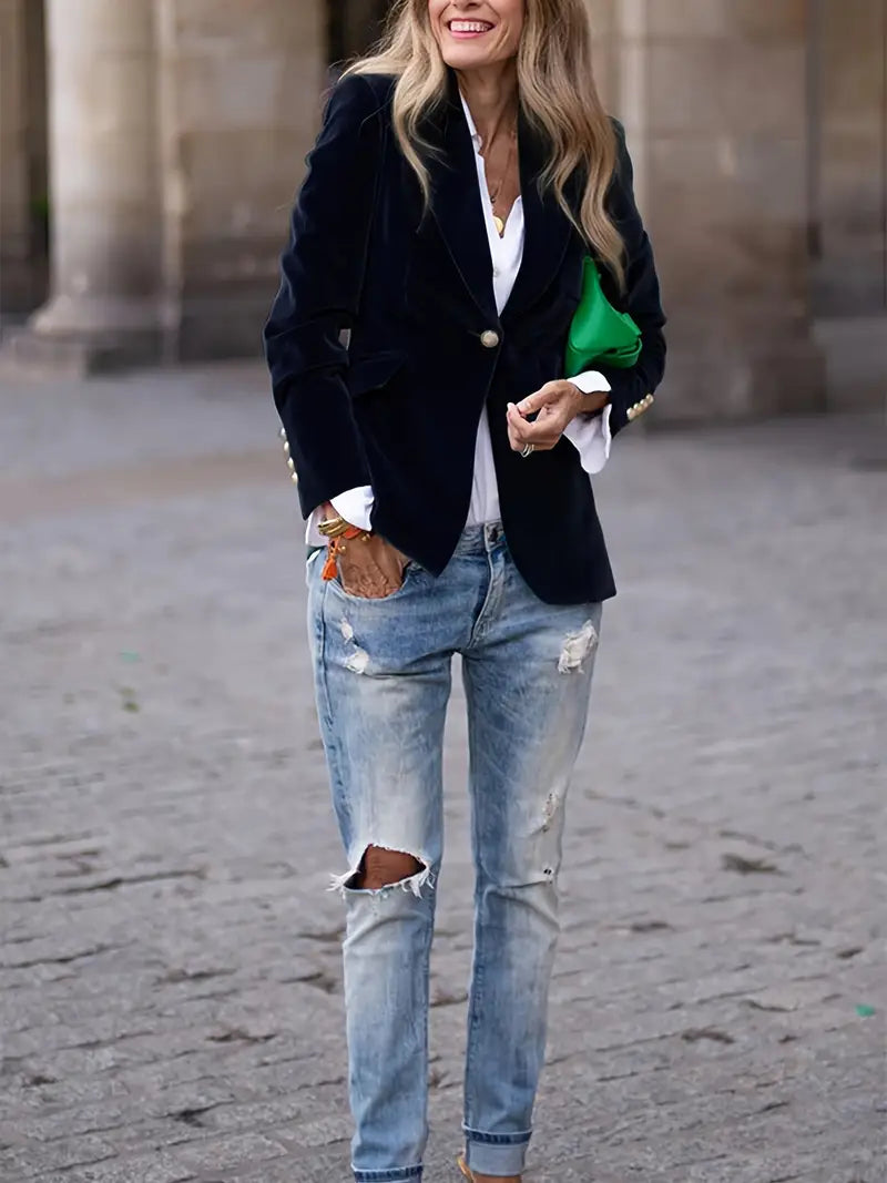 Julissa | Tailored Velvet Blazer