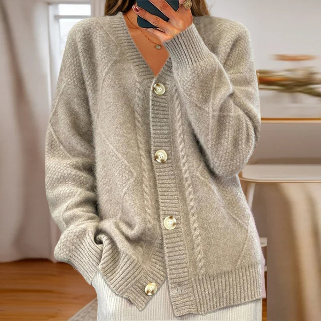 Loise | Cable-Knit Cardigan
