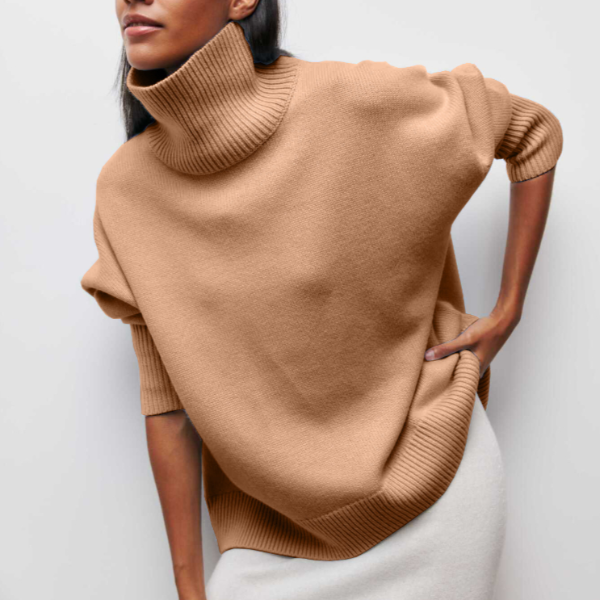 Avery | High-collar sweater