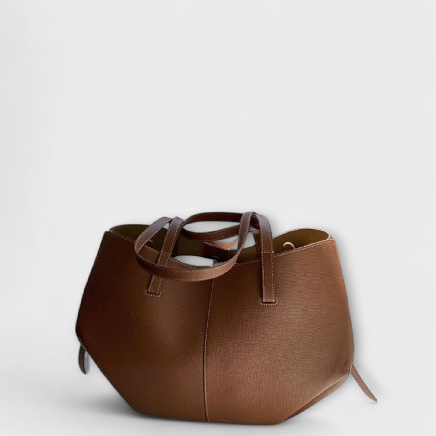 Clara – Vintage Tote Bag