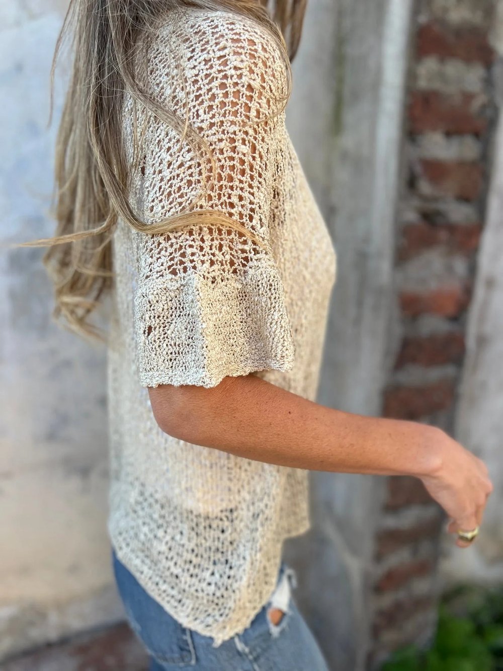 Aditha | Soft V Simplicity Blouse