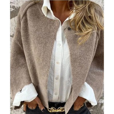 Amber | Cardigan with Chic Flared Sleeves
