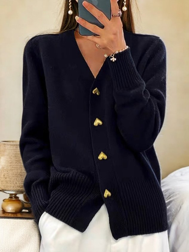 Armelle | Elegant Heart Button Cardigan